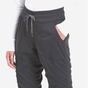 THE NORTH FACE - Women's Aphrodite Capri Cropped Hiking Pants